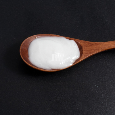 100%自然なバルク1kg OEMの泡立つ顔の洗剤のアクネの処置のツバキ